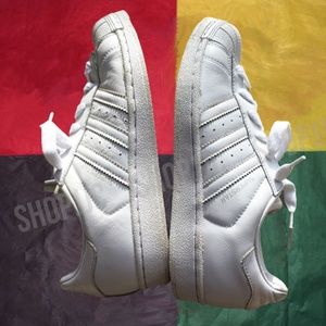 SOLD- ADIDAS Superstar Sneakers (Sz- 6.5Youth/Women 8US)